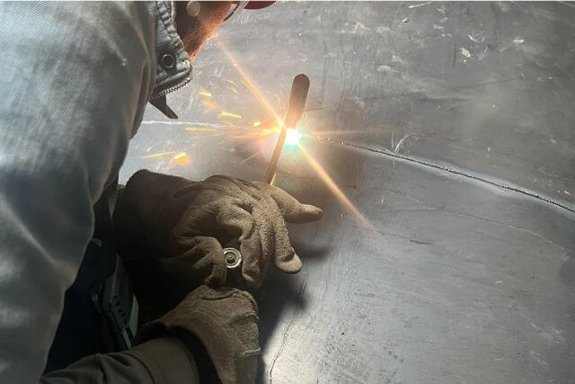 自社工場での部材製作